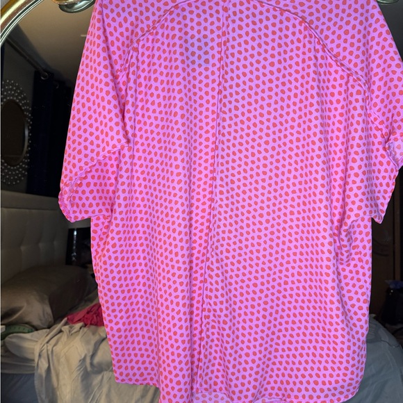 Michelle McDowell v neck xl - Picture 2 of 7